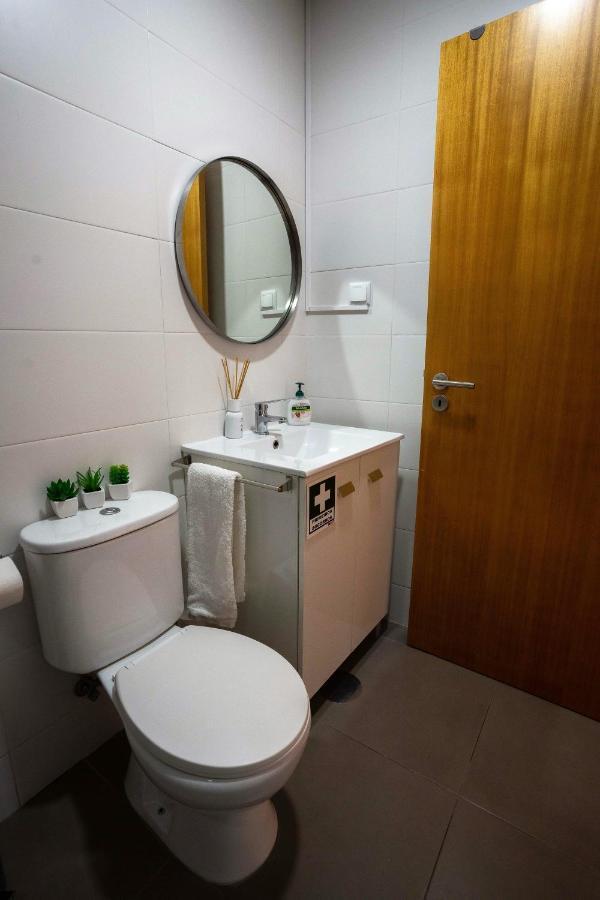 Downtown Porto Relaxed Apartment With Private Yard Buitenkant foto