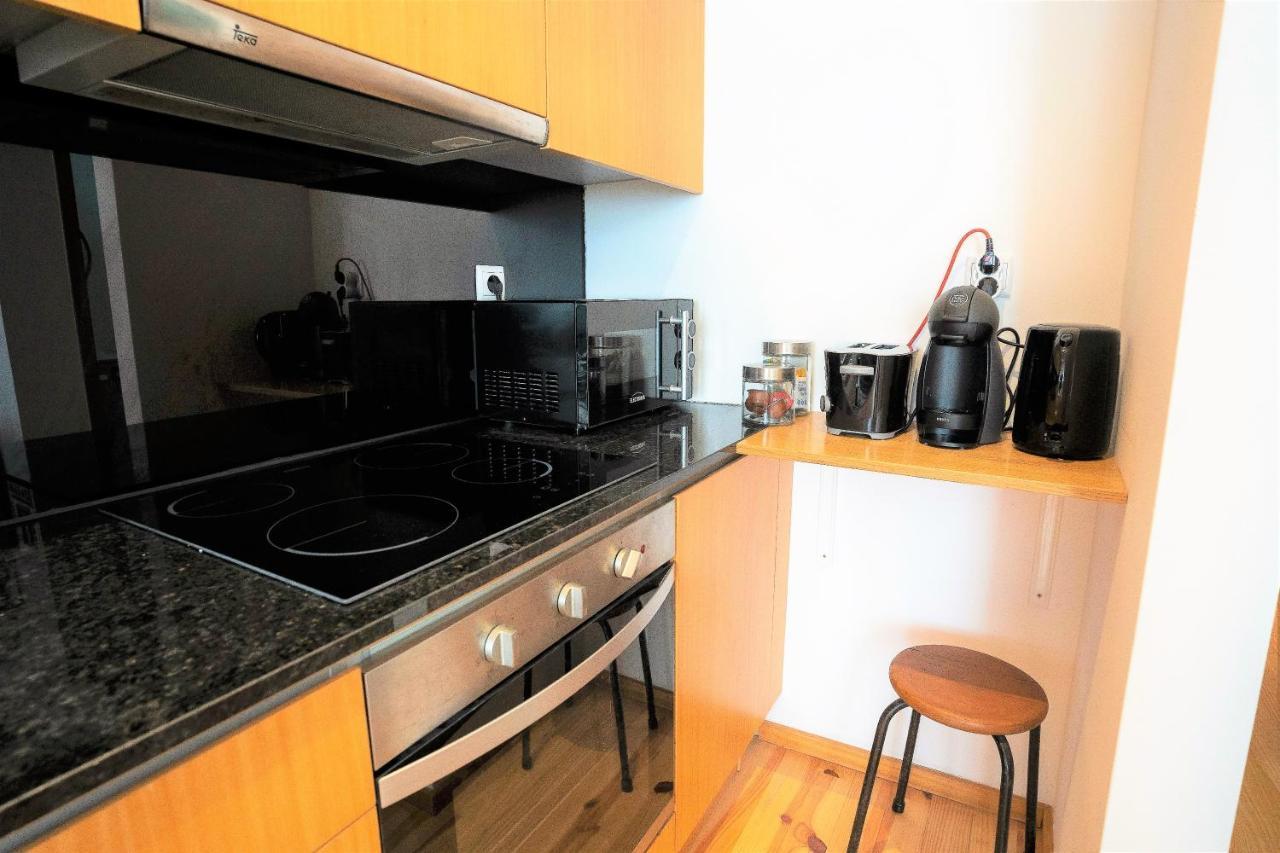 Downtown Porto Relaxed Apartment With Private Yard Buitenkant foto